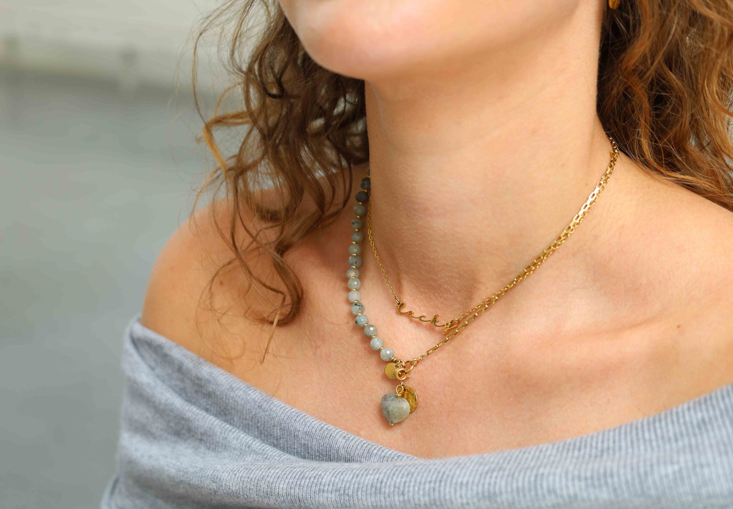 Pendant - shell gold