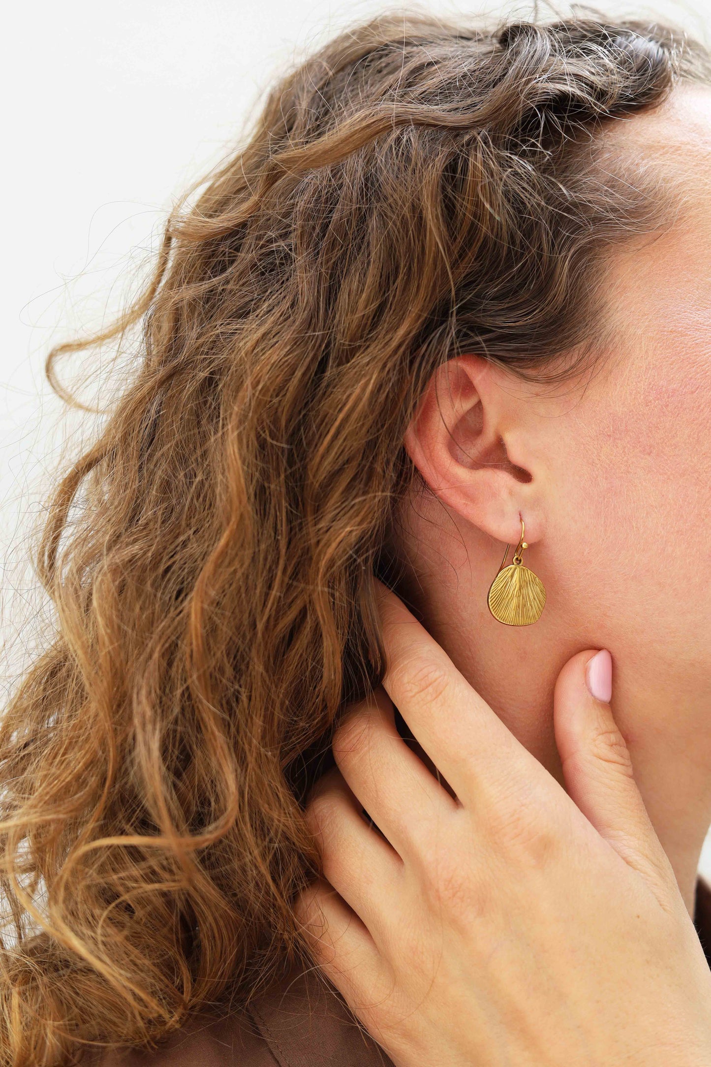 Gemstone earring - Coin (6mm)