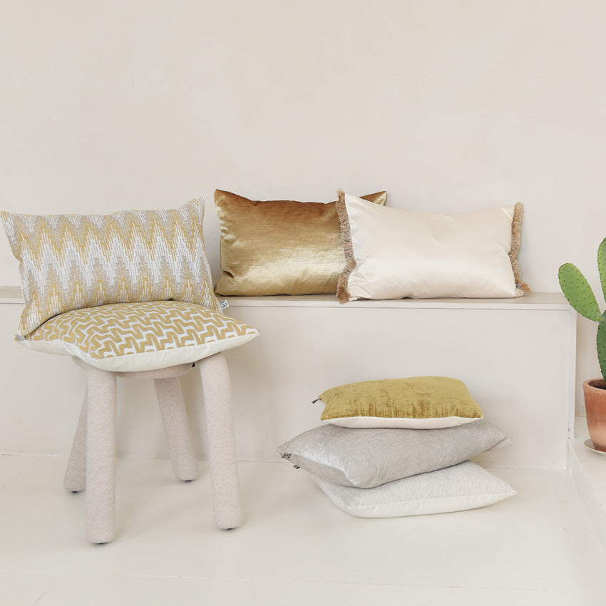 Stockholm 40x60 cm Cream + Fringe (per 2) *