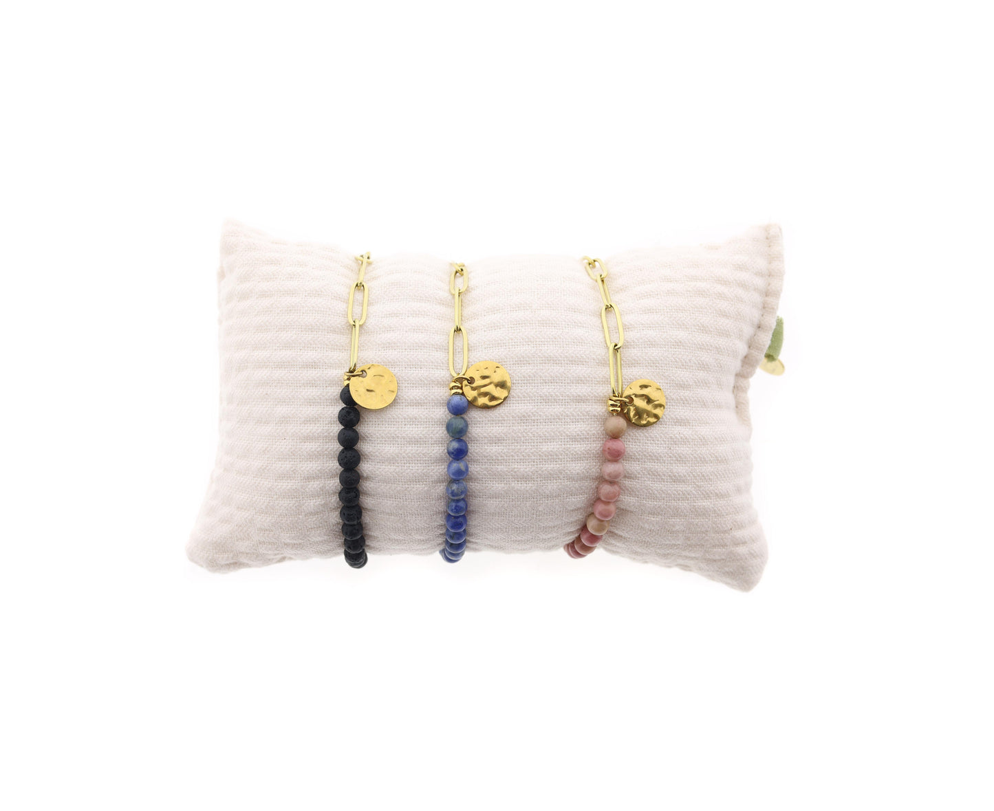 Display bracelets cushion